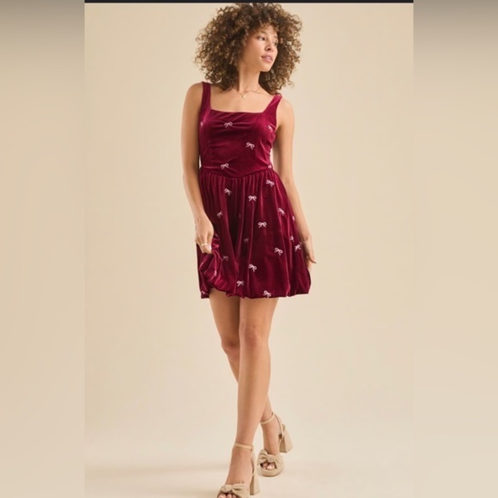 Altar’d State Velvet Bow Dress XS